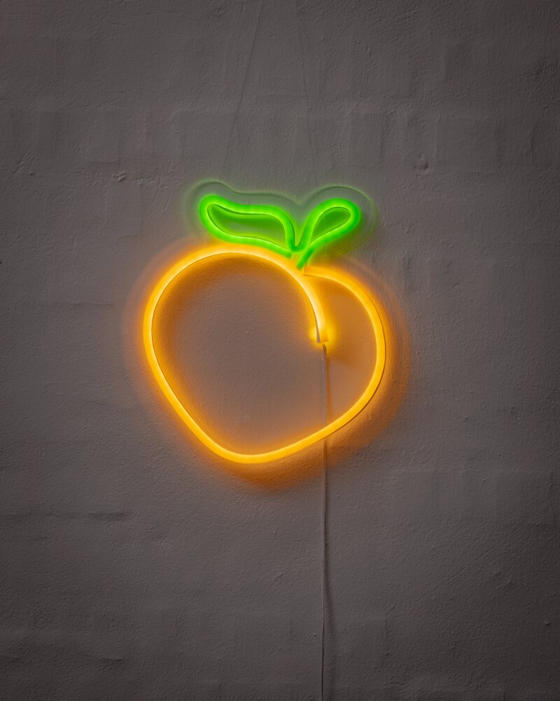 Neonskylt persika